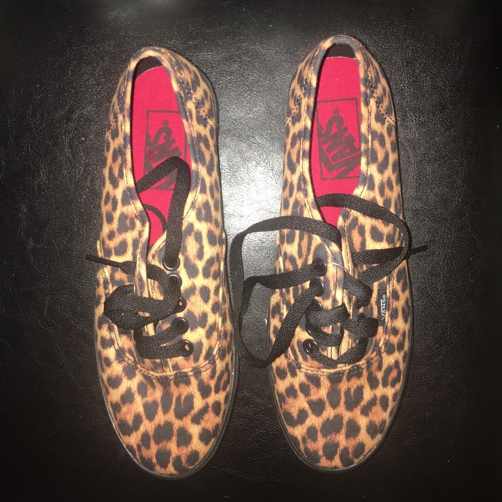 VANS CHEETAH PRINT BLACK LACES